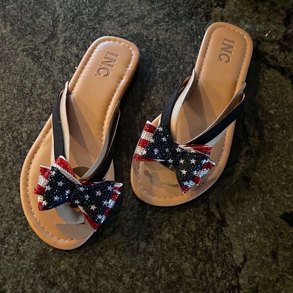 Inc international concepts mabae  bow flip flop